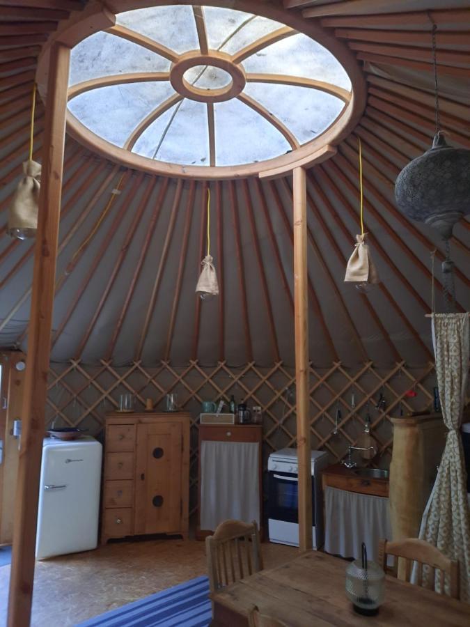 La Yourte Au Fonds Du Jardin Xhoris Kültér fotó